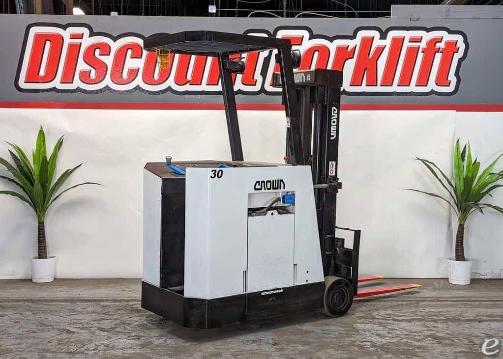 1990 Crown 30RCTT-S At UsedEquipmentHub.com