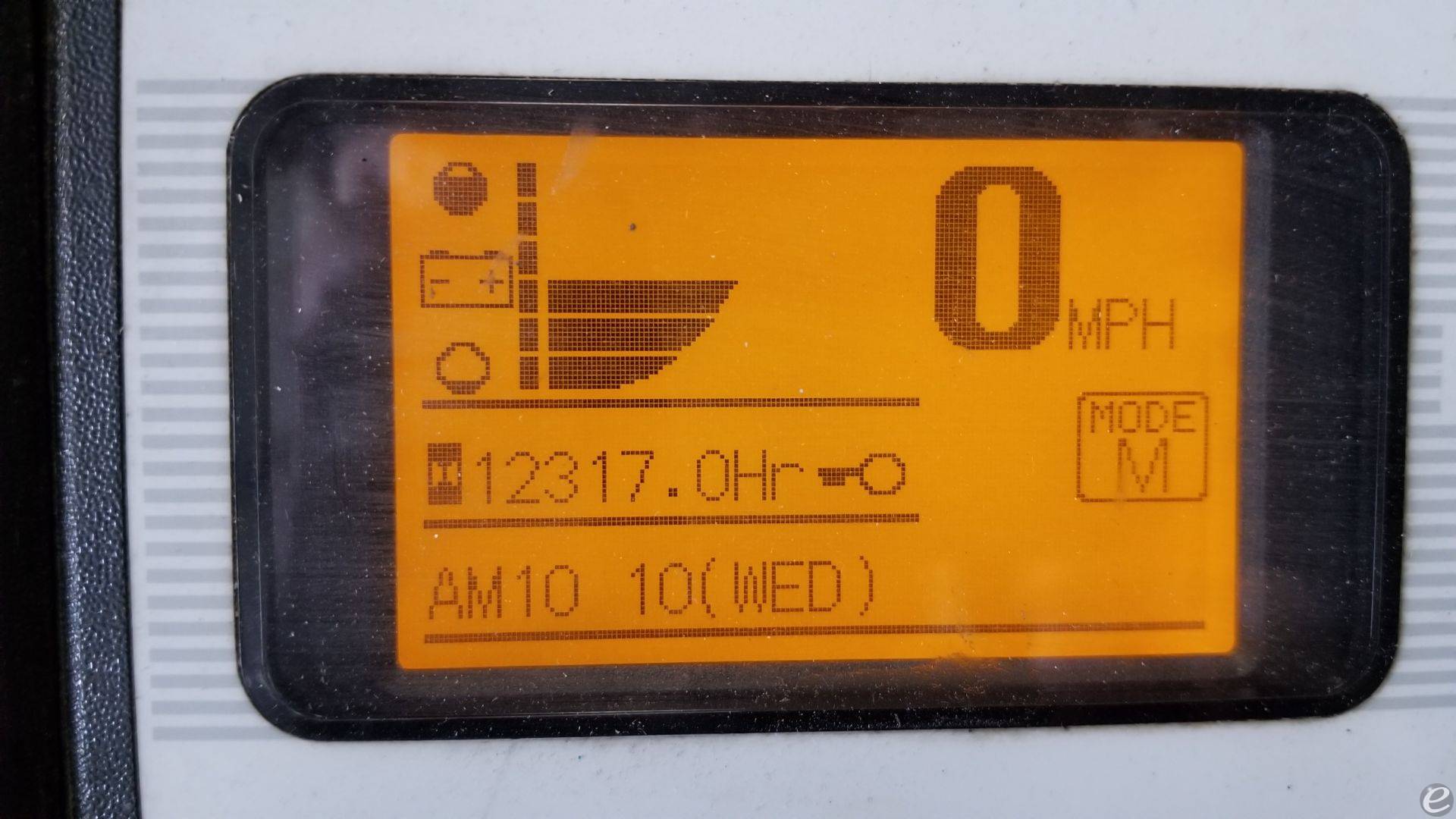 2014 Nissan MCJ1B1L18E At UsedEquipmentHub.com