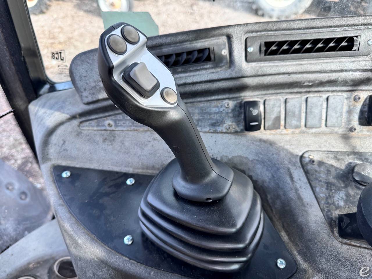 2017 JCB 409 At UsedEquipmentHub.com