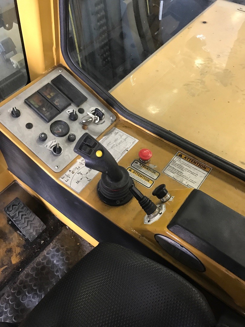 2016 Unicarriers SCX35N At UsedEquipmentHub.com