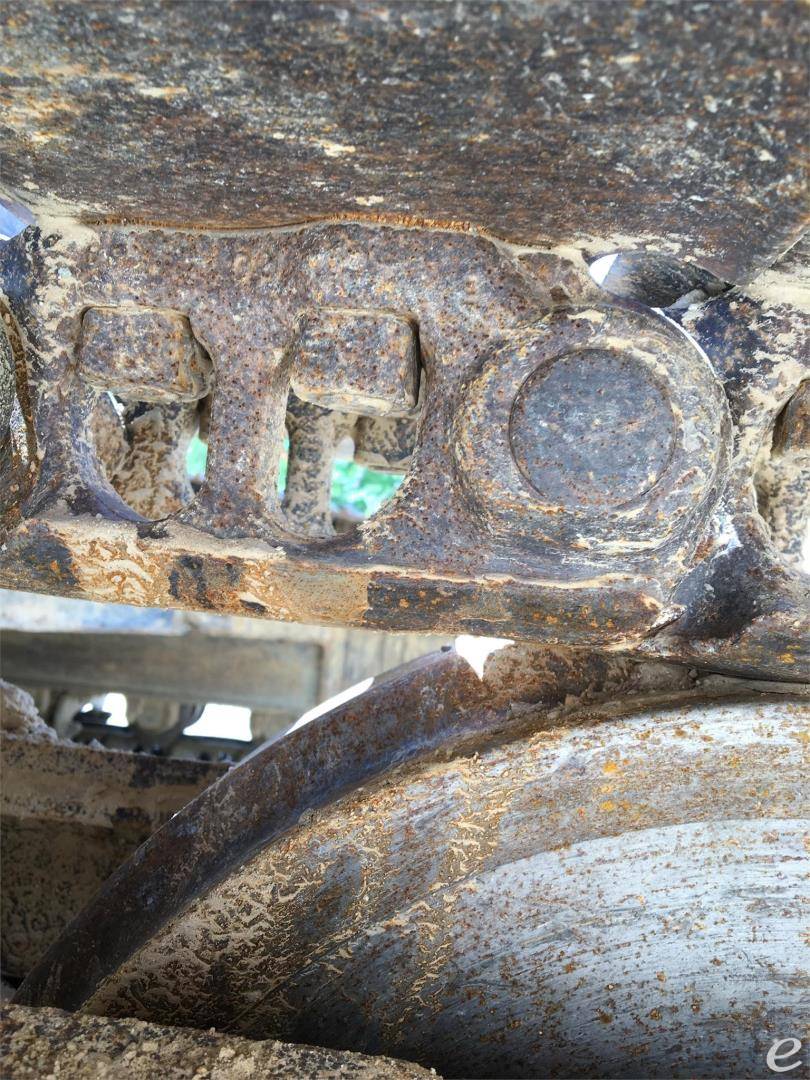 2015 Komatsu PC210 LC-10 At UsedEquipmentHub.com