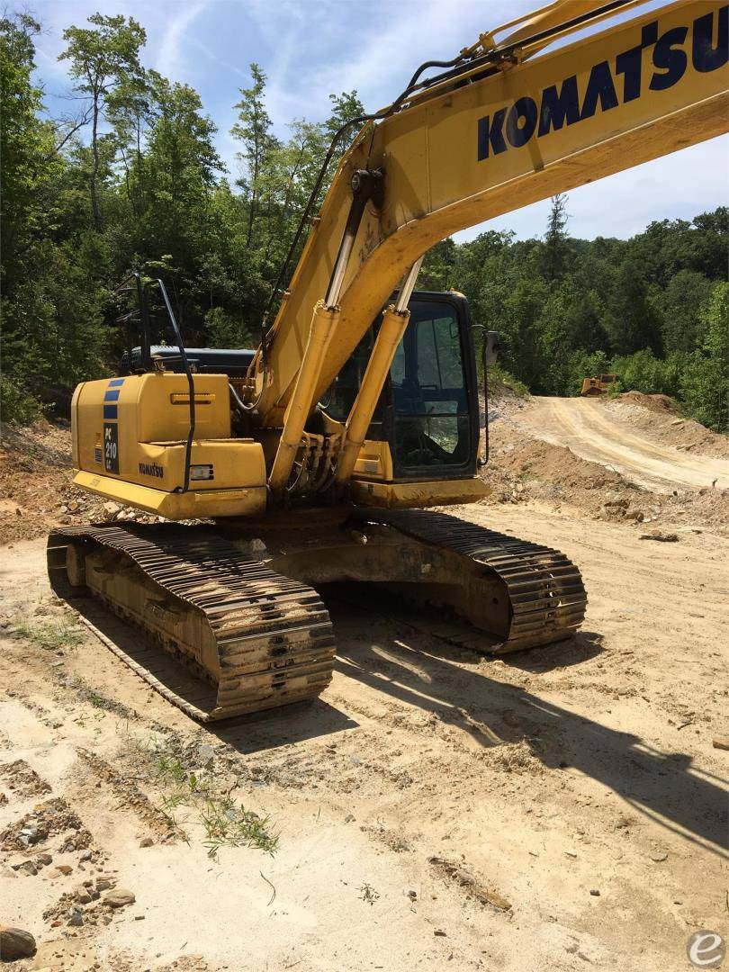 2015 Komatsu PC210 LC-10 At UsedEquipmentHub.com