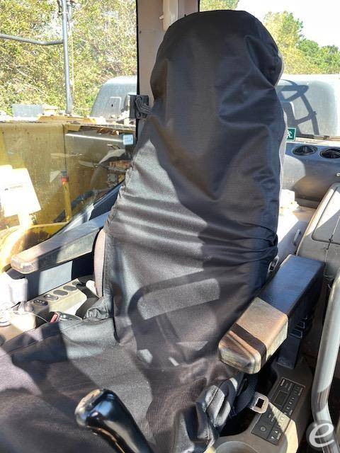 2015 Komatsu PC210 LCi-10 At UsedEquipmentHub.com