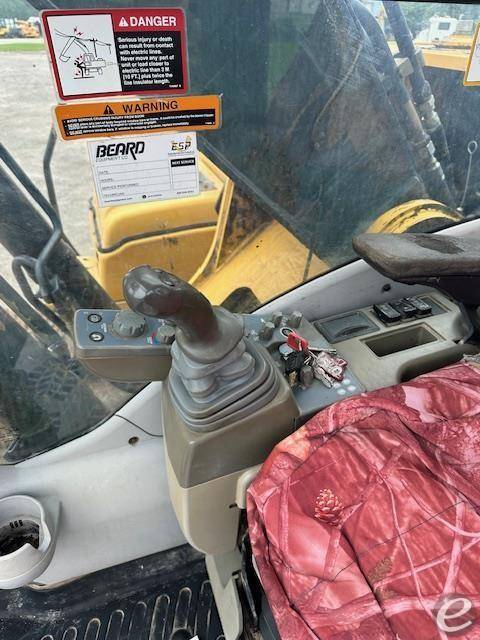 2012 John Deere 250G LC At UsedEquipmentHub.com