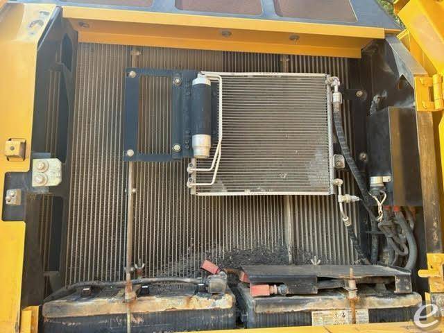 2013 John Deere 350G LC At UsedEquipmentHub.com