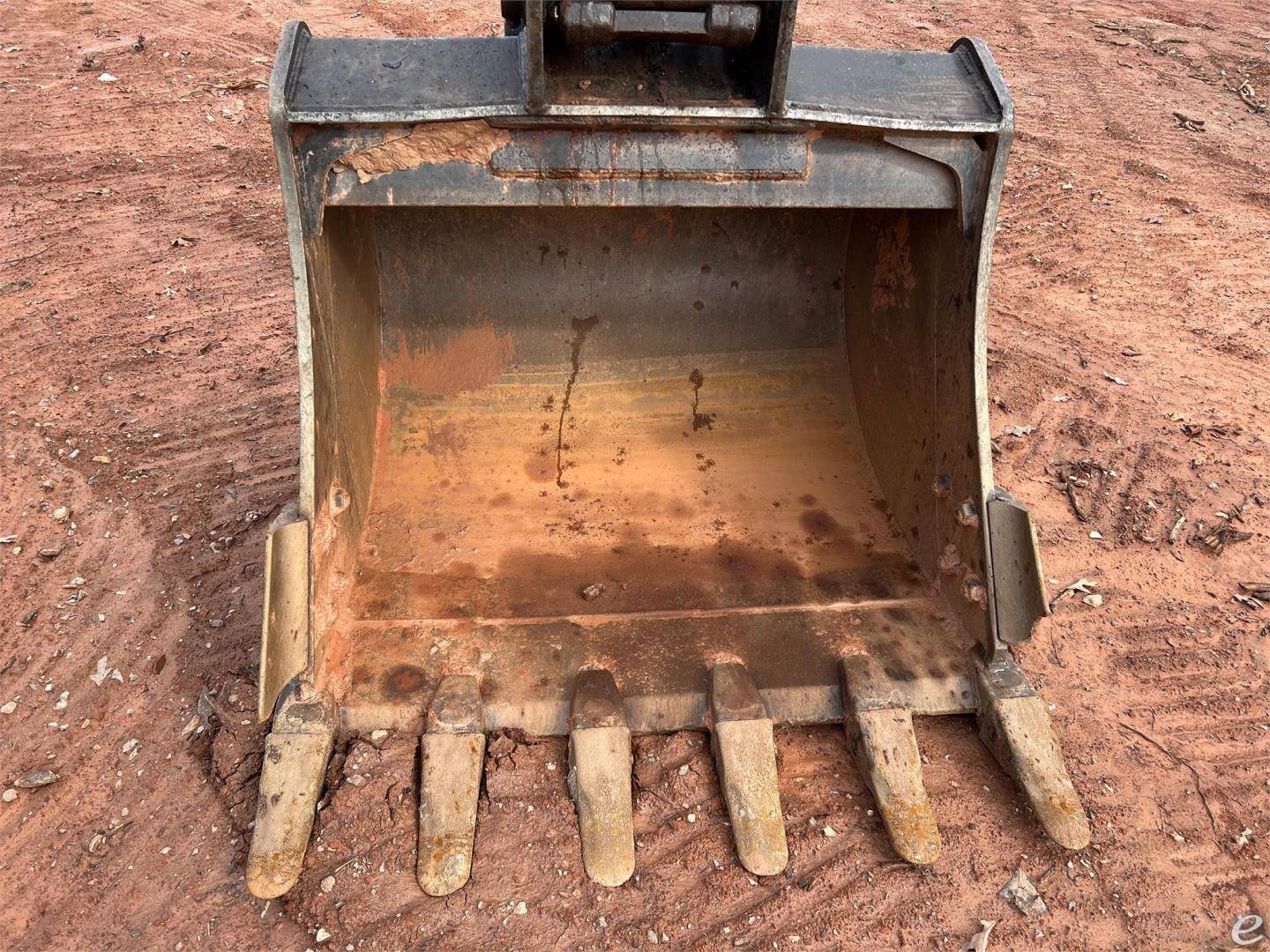 2017 Komatsu PC210 LC-11 At UsedEquipmentHub.com