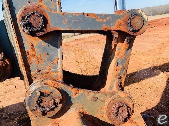 2012 John Deere 250G LC At UsedEquipmentHub.com