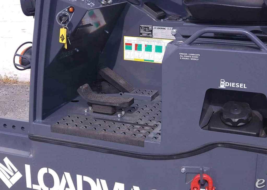 2026  855 Super Reach 2-Way At UsedEquipmentHub.com