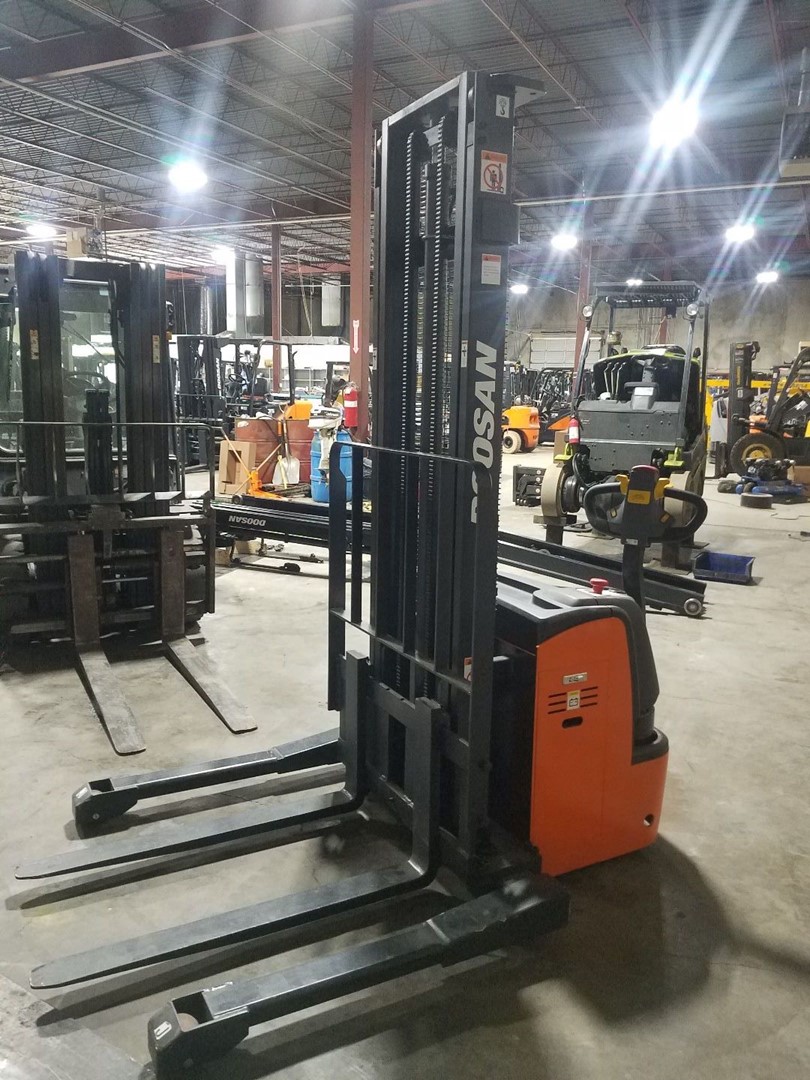2018 Linde HT27 At UsedEquipmentHub.com