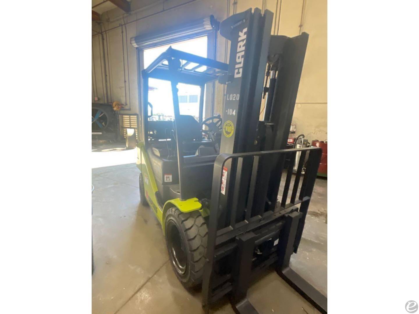 2019 Clark S30L At UsedEquipmentHub.com