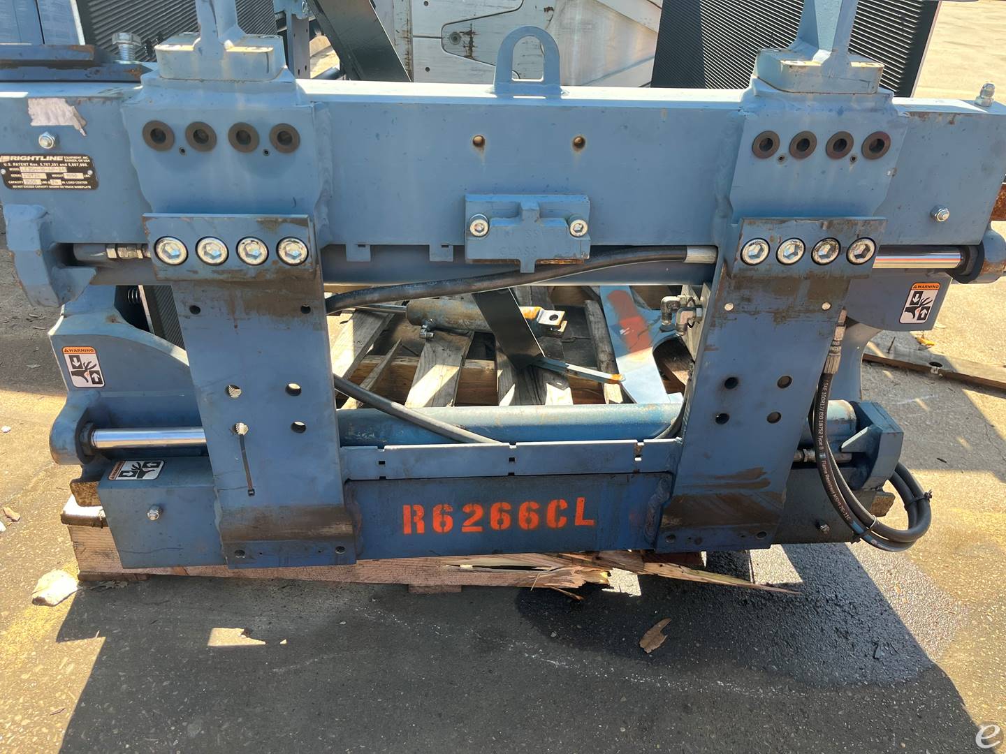 2020 Rightline LC35H-10-3AC-AP At UsedEquipmentHub.com