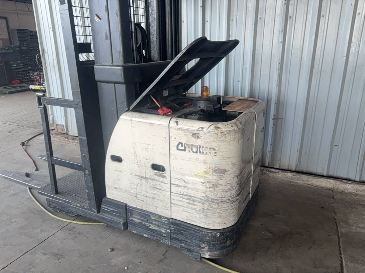 2008 Crown SP3520-30 At UsedEquipmentHub.com