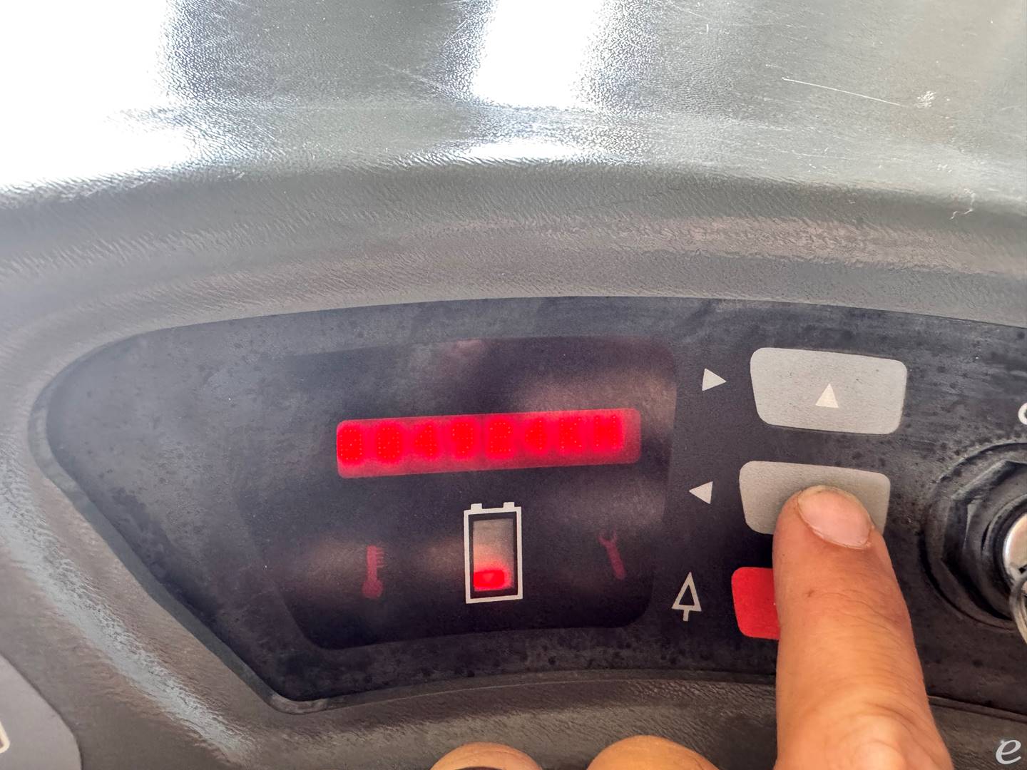 2010 Raymond 420-C40TT At UsedEquipmentHub.com