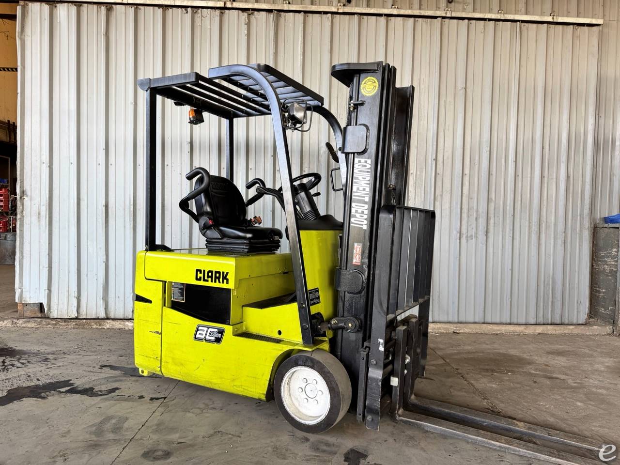 2015 Clark TMX15 At UsedEquipmentHub.com