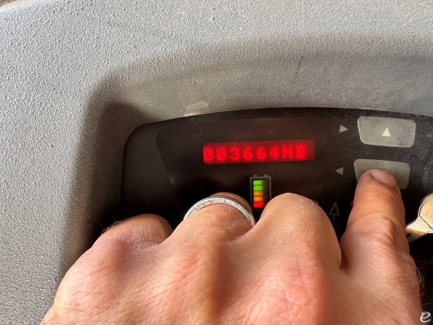 2017 Raymond 425-C35QM At UsedEquipmentHub.com