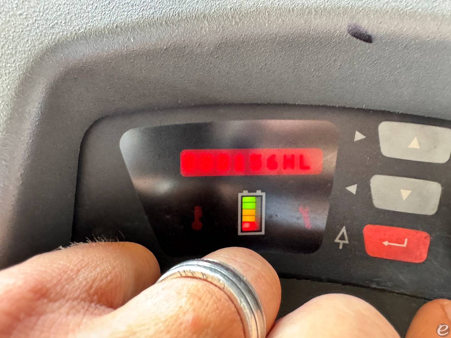 2017 Raymond 425-C35QM At UsedEquipmentHub.com