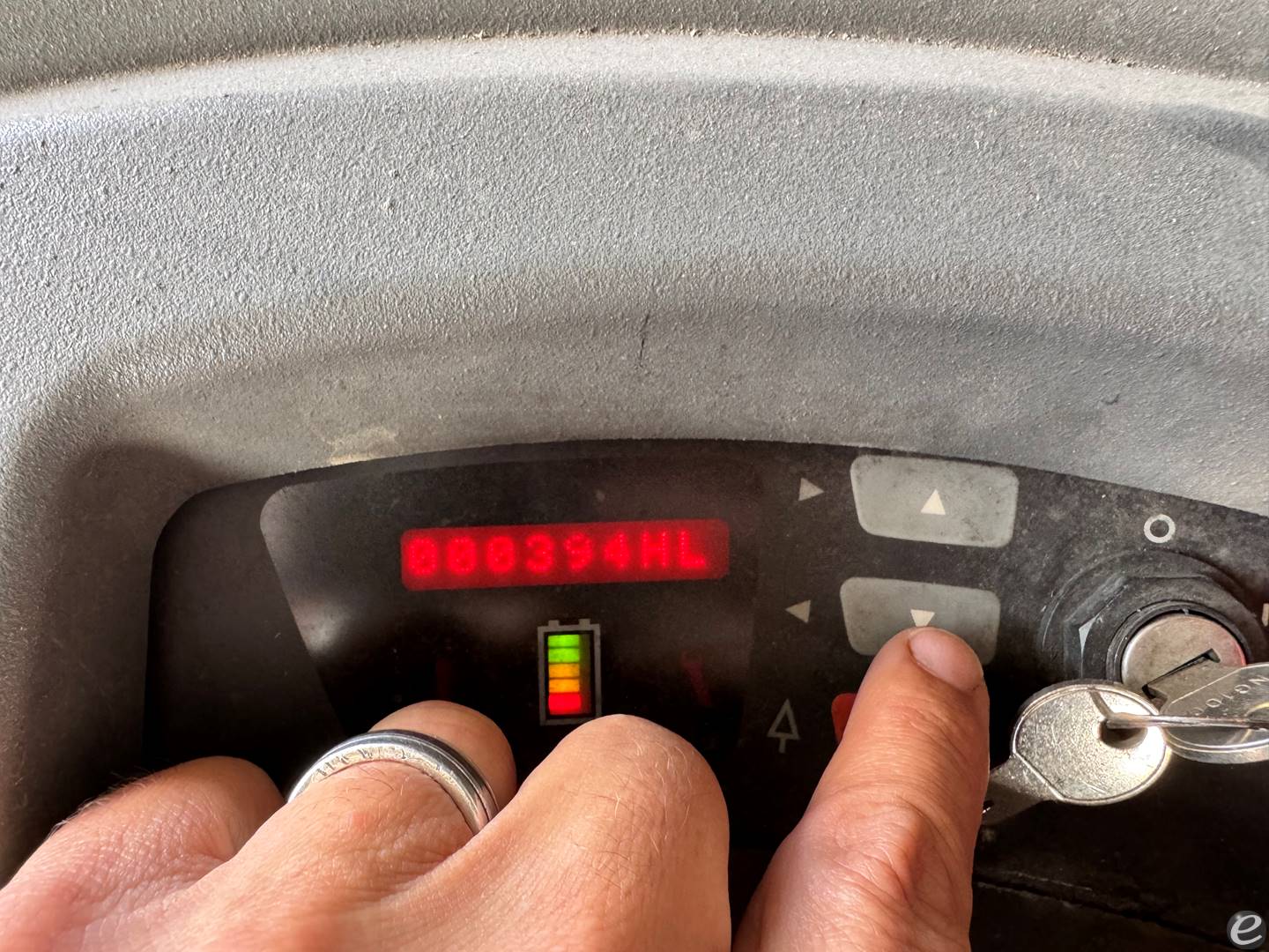 2017 Raymond 425-C35QM At UsedEquipmentHub.com