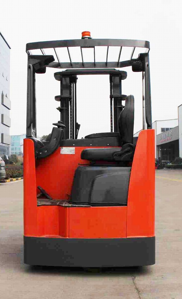 1984 Mitsubishi FER4000 At UsedEquipmentHub.com